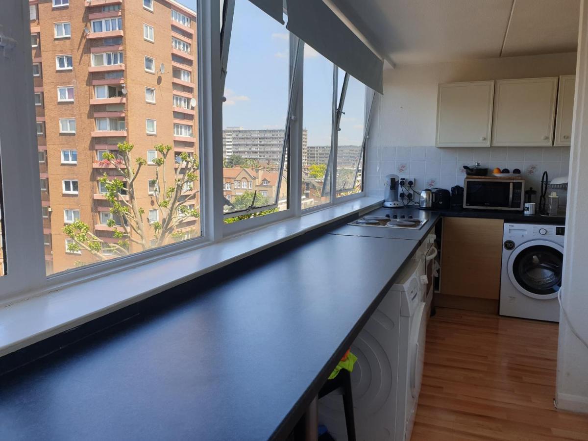 Elephant & Castle - Zone 2 - Private Rooms - Shared Bathroom لندن المظهر الخارجي الصورة